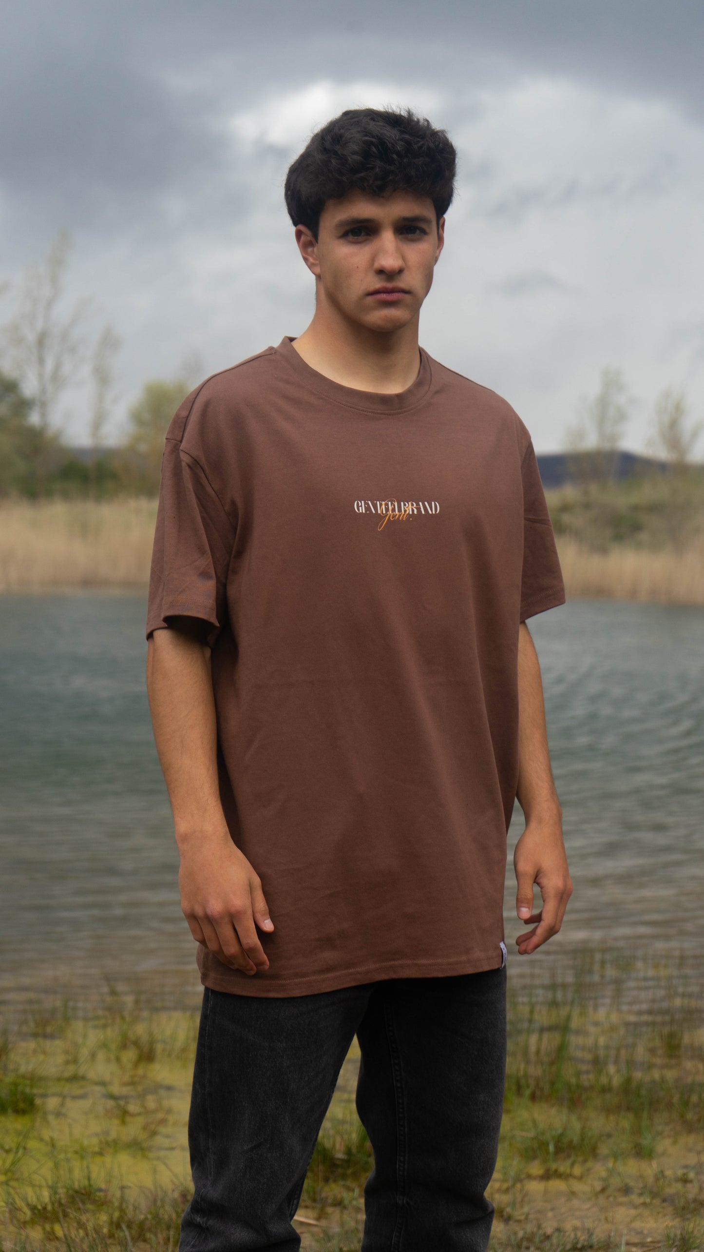 BROWN TOMMY T-SHIRT